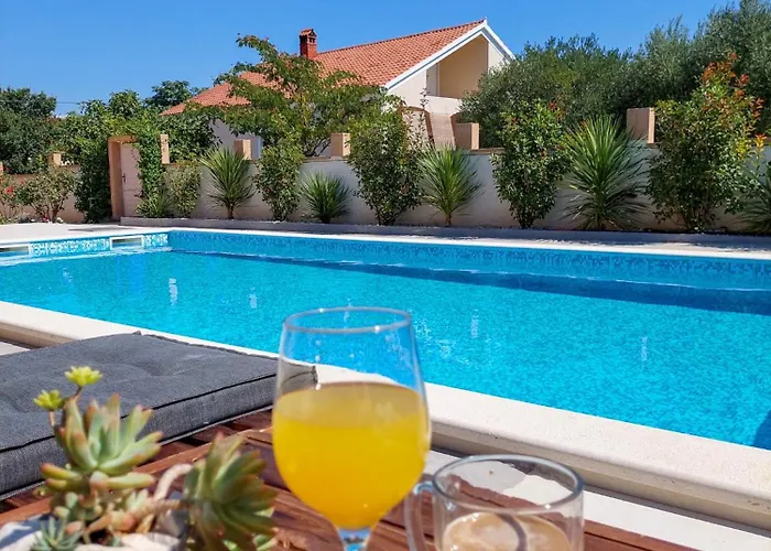 Matesic Ninski Stanovi